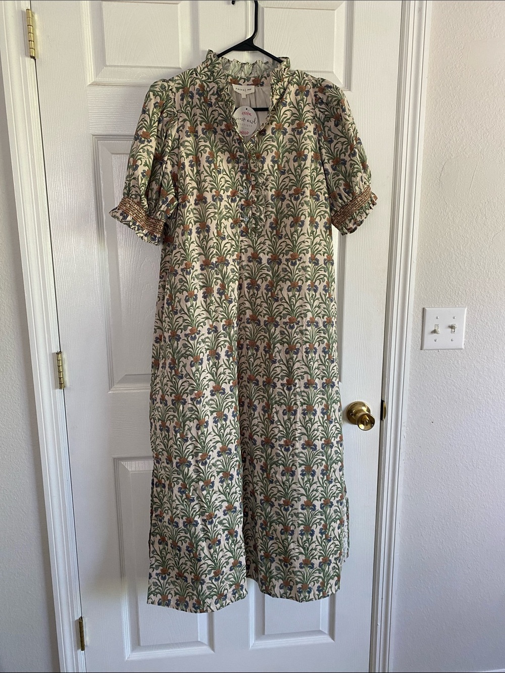 entro Maxi Dress in Cream with Green and Rust Floral Print